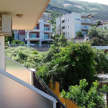 Vila Kristal Vlora Esterno foto